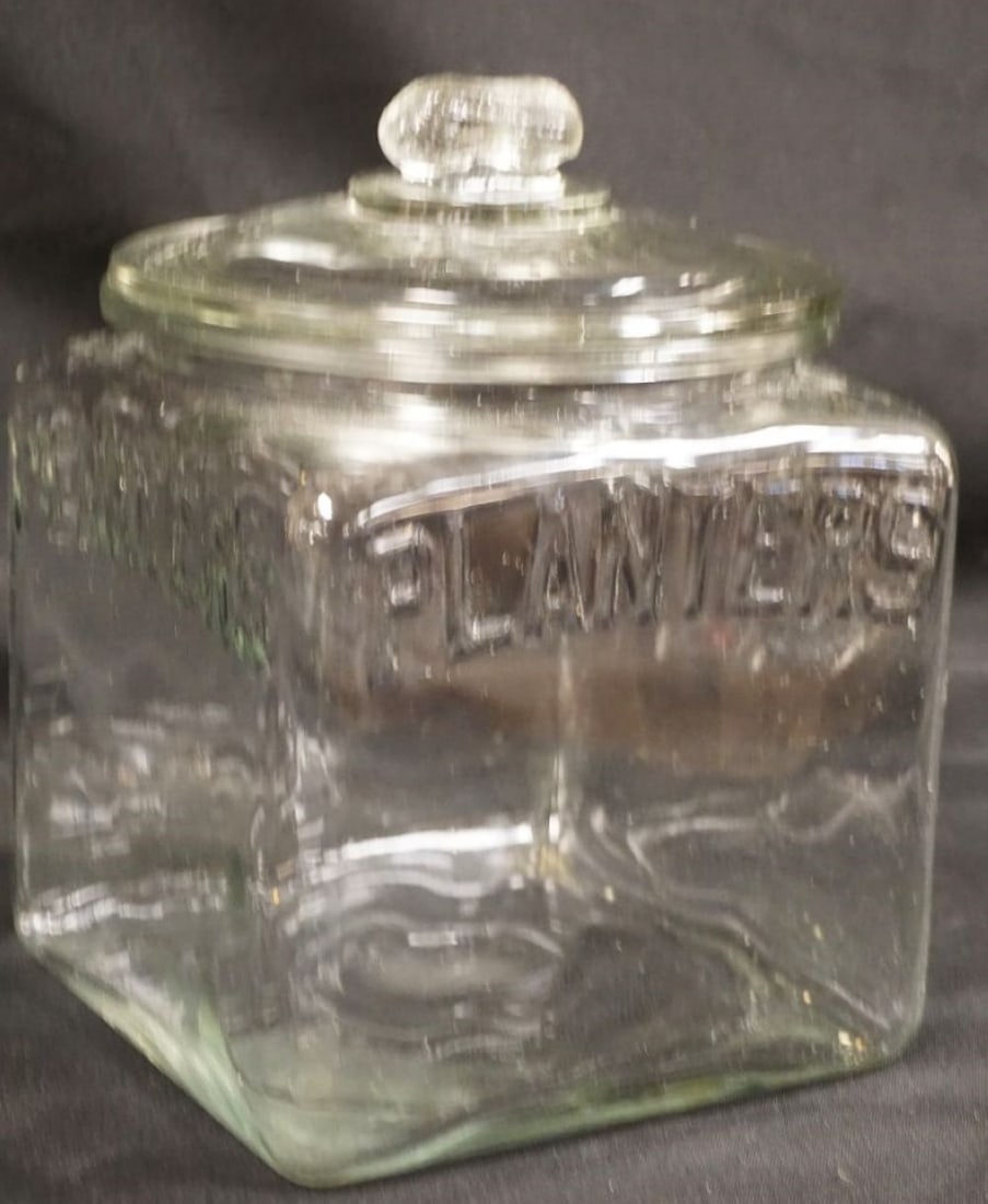 ANTIQUE PLANTERS PEANUT GLASS STORE JAR (1 of 4)