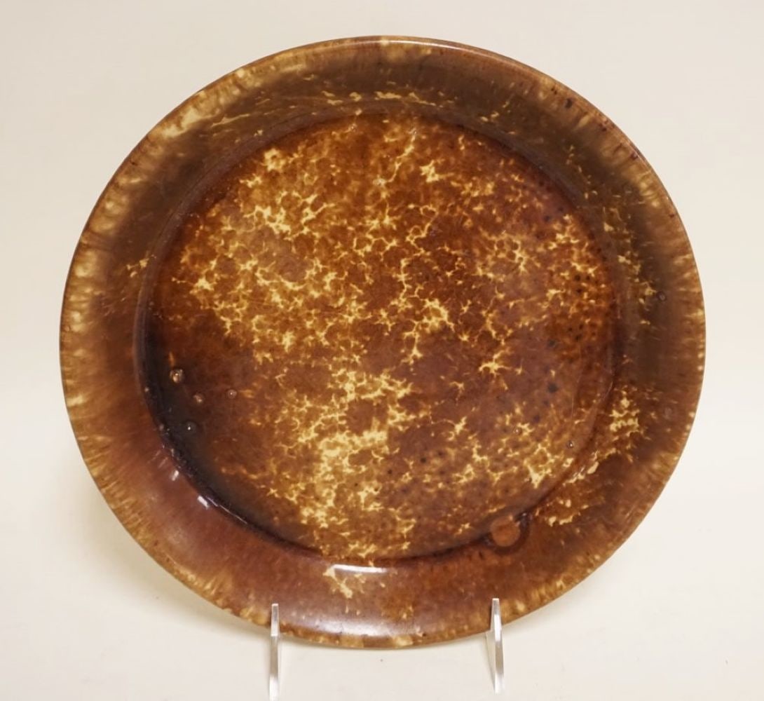 ANTIQUE YELLOWARE PIE PLATE (1 of 3)