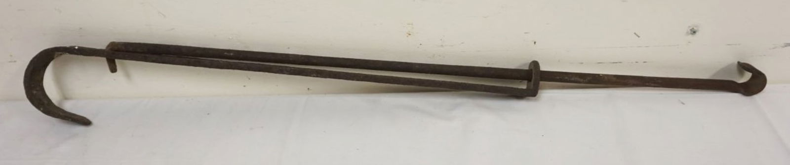 ANTIQUE WROUGHT IRON FIREPLACE TRAMMEL (1 of 3)