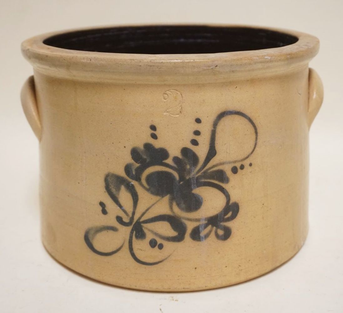 BLUE DECORATED CROCK (1 of 5)