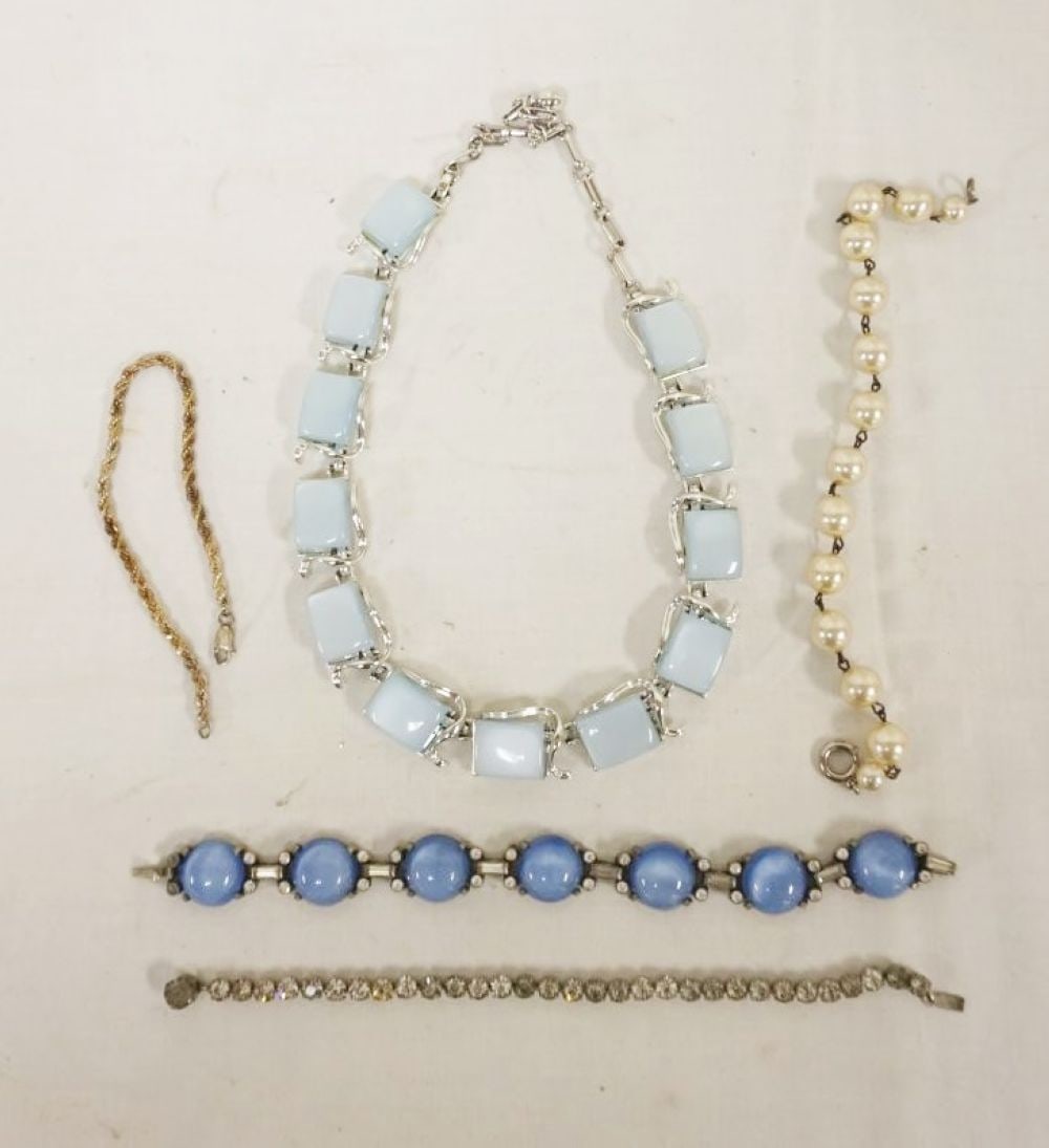 GROUP OF LADIES BRACELETS AND NECKLACE: GROUP OF LADIES BRACELETS AND NECKLACE, 1 BRACELET STERLING?