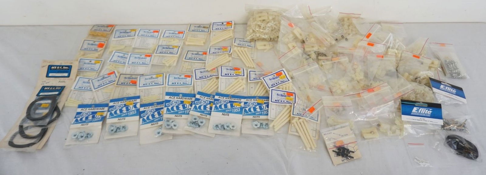 VINTAGE MODEL AIRPLANE HARDWARE (1 of 6)