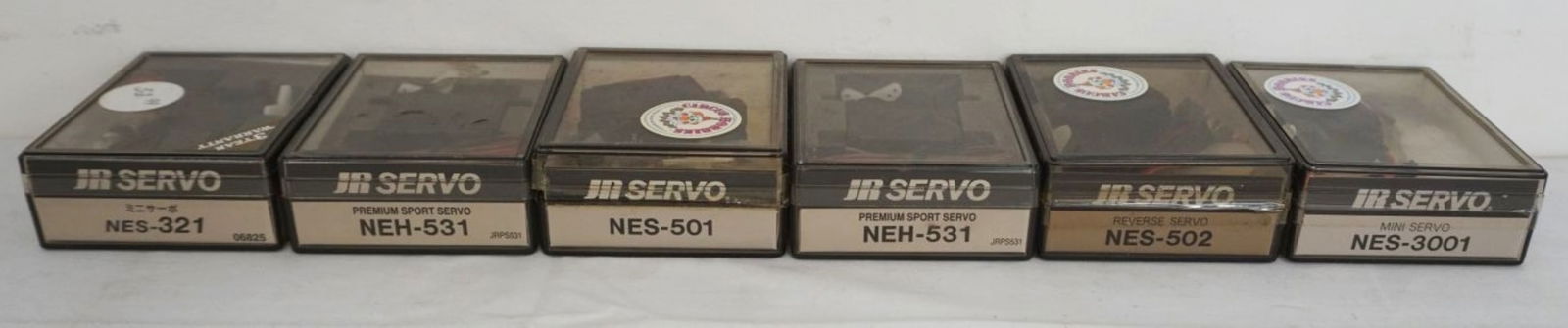 VINTAGE MODEL AIRPLANE PARTS (1 of 4)