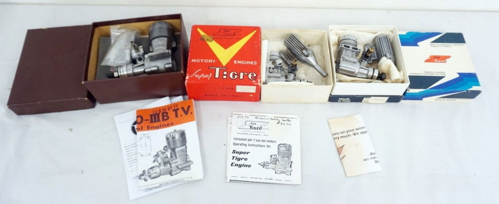 VINTAGE MODEL AIRPLANE GAS ENGINE (1 of 3)