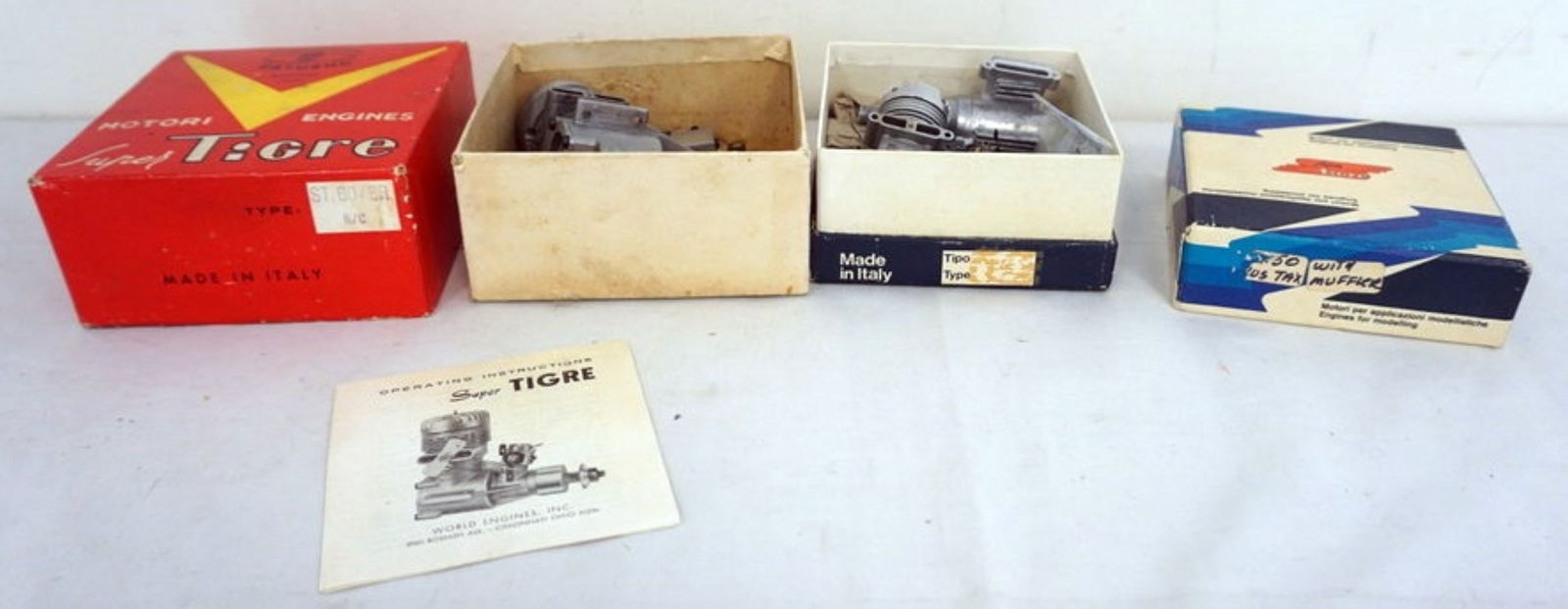 VINTAGE MODEL AIRPLANE GAS ENGINE (1 of 3)
