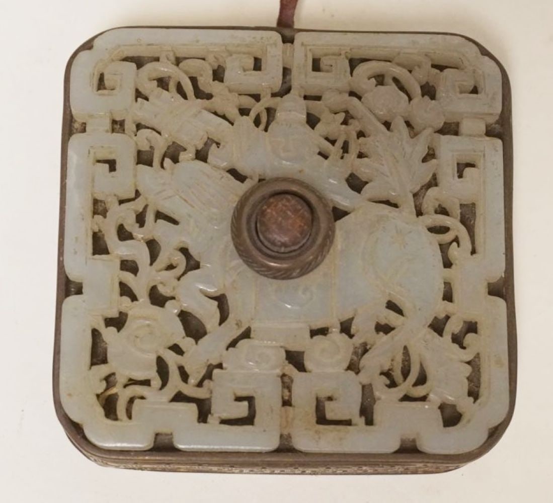 ANTIQUE CARVED JADE BUTLERS BELL (1 of 13)