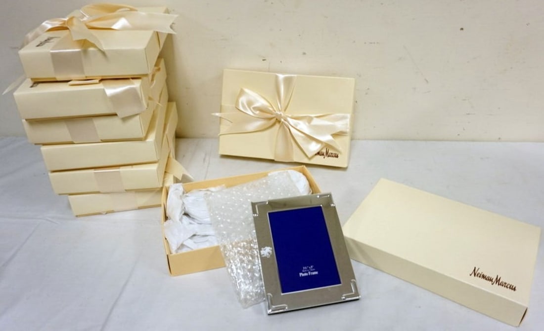 NEIMAN MARCUS PHOTO FRAMES: NEIMAN MARCUS PHOTO FRAMES, 8 IN BOXES, APPROXIMATELY 5 IN X 6 1/2 IN OVERALL