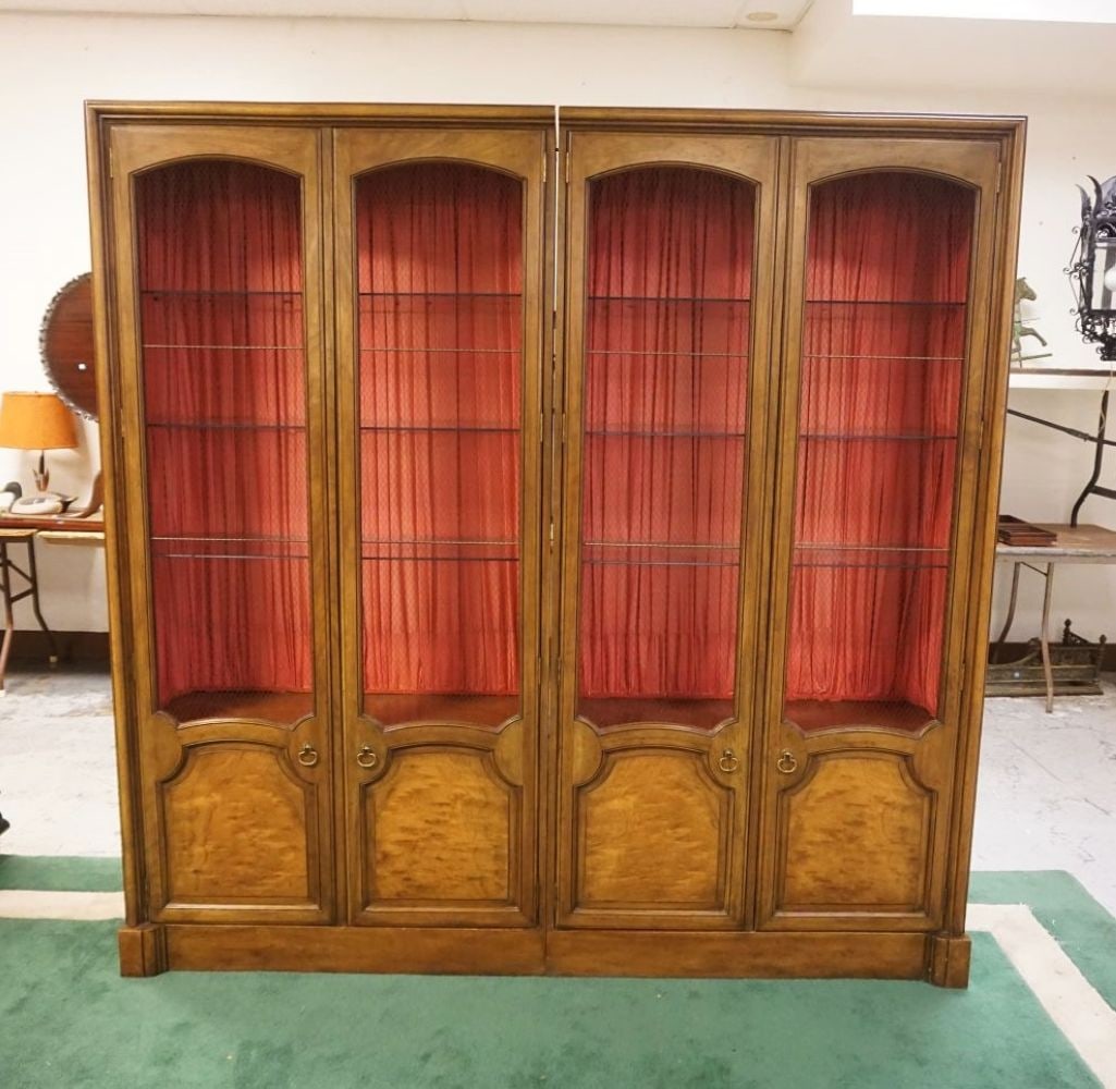 BAKER FURNITURE WALL DISPLAY CABINET (1 of 5)