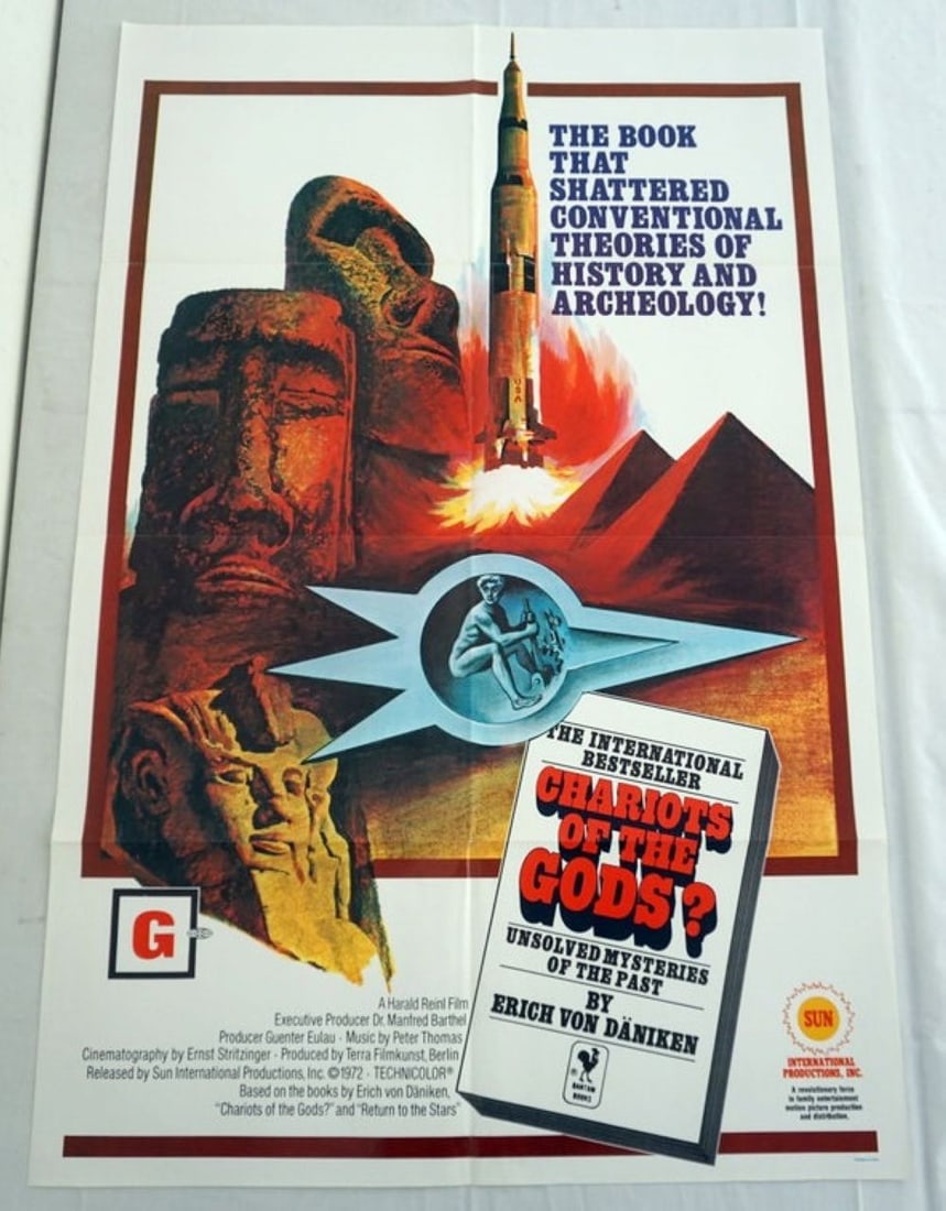 VINTAGE MOVIE POSTER *CHARIOTS OF THE GODS*: VINTAGE MOVIE POSTER *CHARIOTS OF THE GODS* 1972, SUN INTERNATIONAL, APPROXIMATELY 27 IN X 41