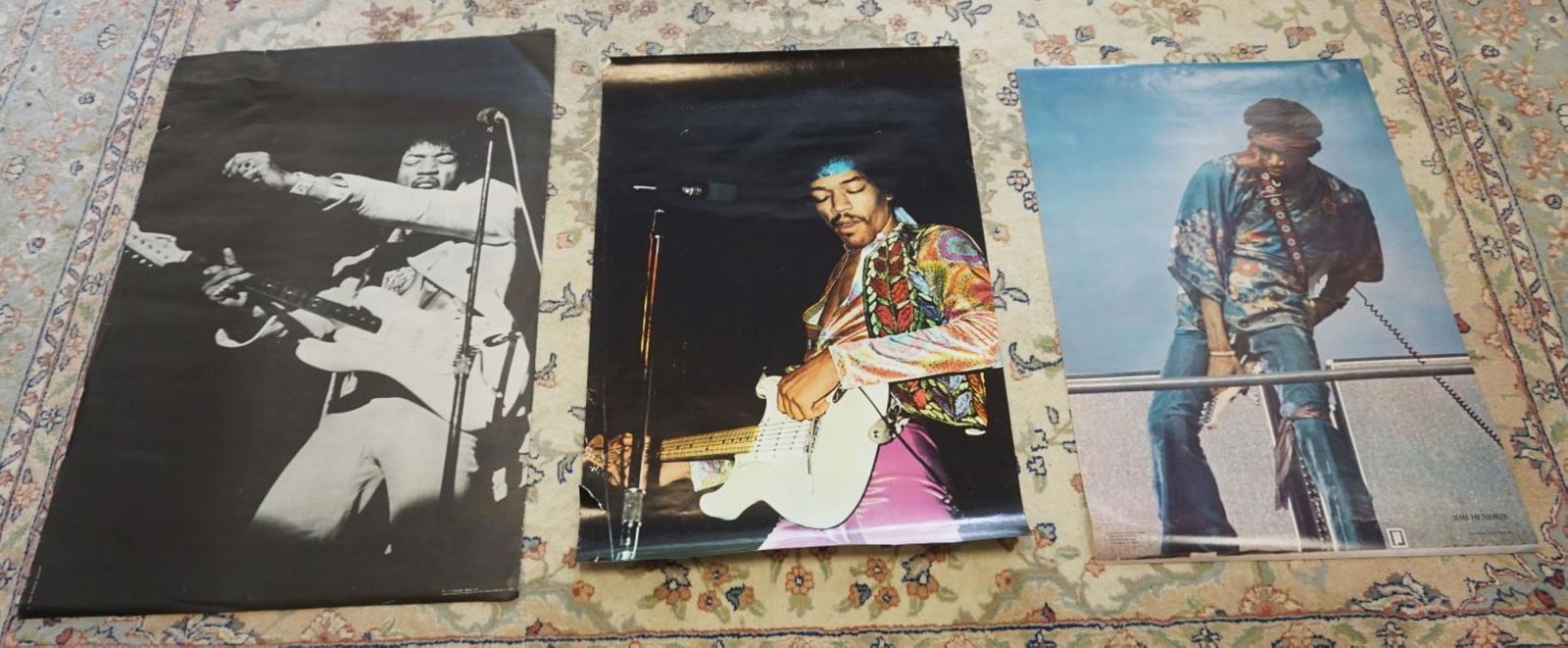 3 VINTAGE JIMI HENDRIX POSTERS: 3 VINTAGE JIMI HENDRIX POSTERS, 1968, 1972, 1976, LARGEST APPROXIMATELY 40 IN X 27 IN