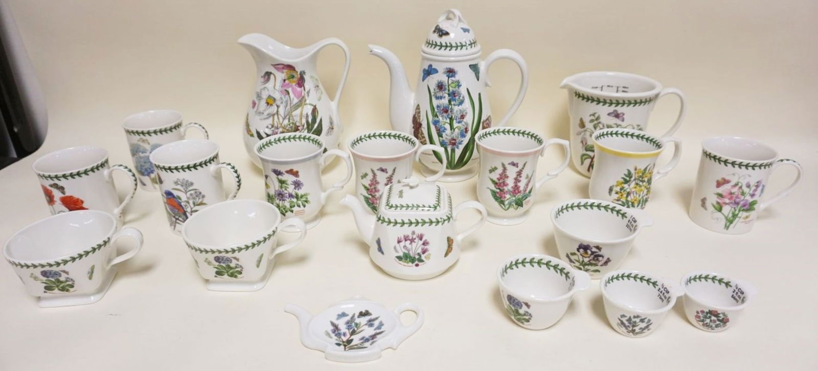 PORTMEIRION BOTANIC GARDEN CHINA (1 of 7)