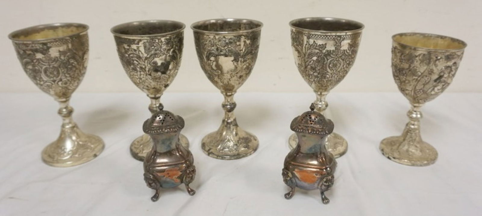 GROUP OF SILVER PLATE (1 of 3)