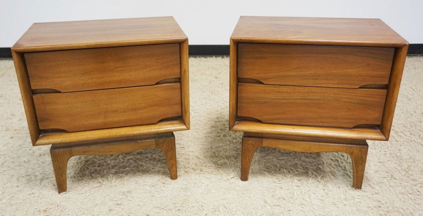 MCM KENT COFFEY FORUM BED SIDE STANDS (1 of 5)