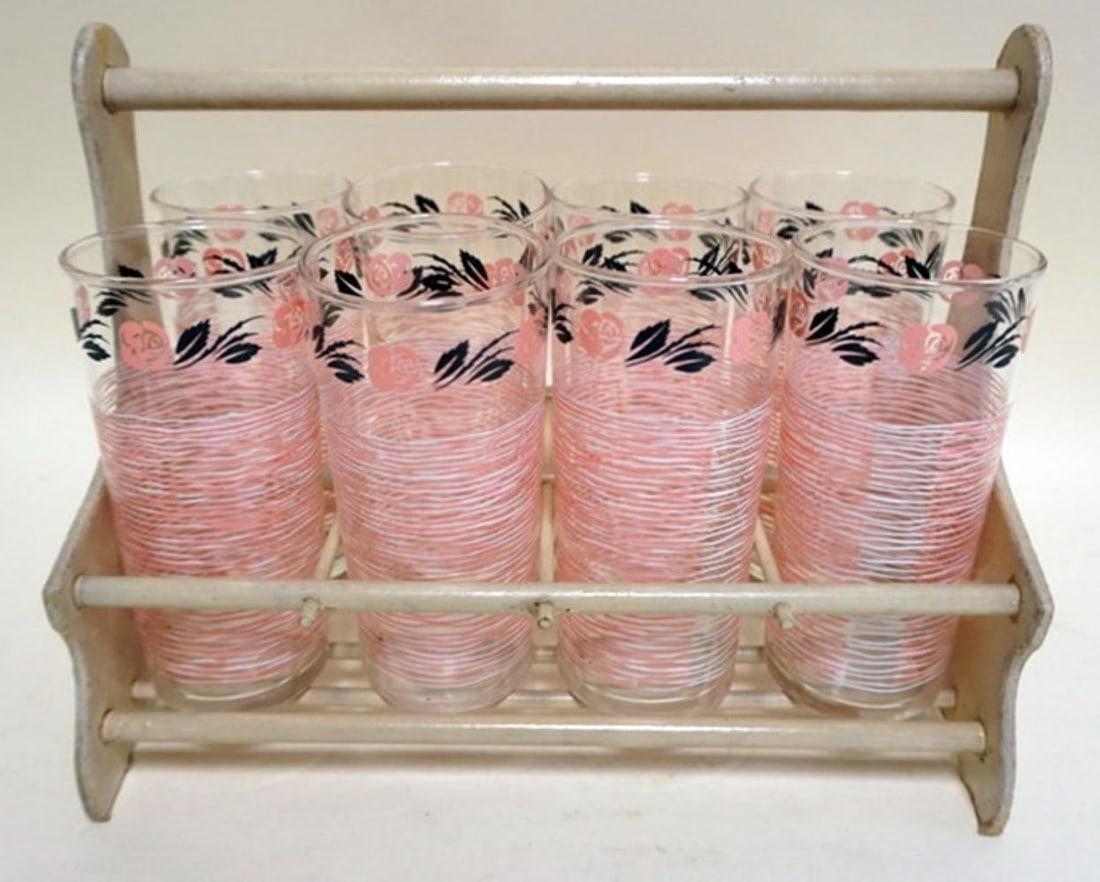 VINTAGE MCM DRINK GLASSES: VINTAGE MID CENTURY MODERN DRINK GLASSES IN WOOD CARRIER, 8 MATCHING