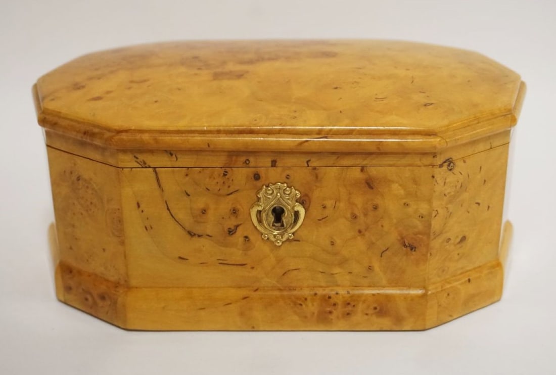 REUGE SWISS MUSIC BOX: REUGE SWISS MUSIC BOX IN BIRDSEYE & BURL WOOD CASE, 3 TUNES, LARA'S THEME, EDELWEISS & STRANGERS IN THE NIGHT, APPROXIMATELY 4 1/2 IN X 7 1/2 IN X 3 IN