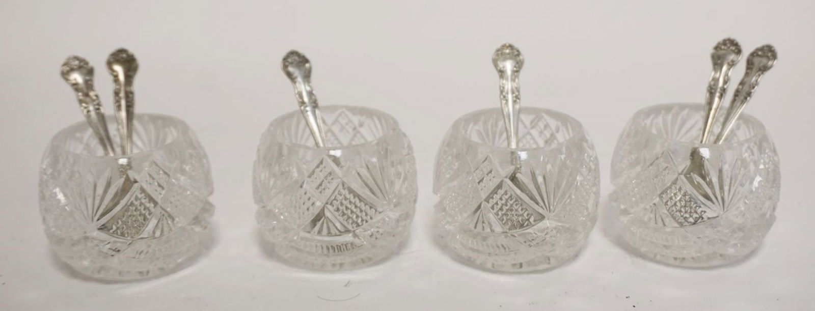 SET OF 4 MINIATURE PRESSED GLASS SALTS (1 of 2)