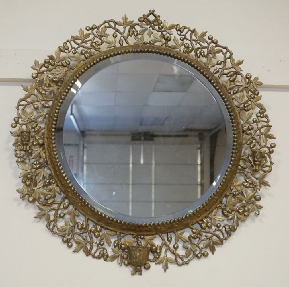 ROUND BEVELED EDGE MIRROR (1 of 9)