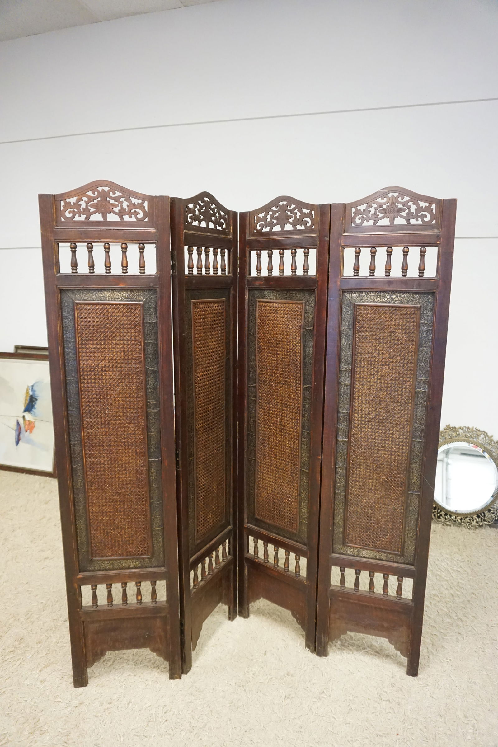 4 PART FOLDING SCREEN (1 of 4)