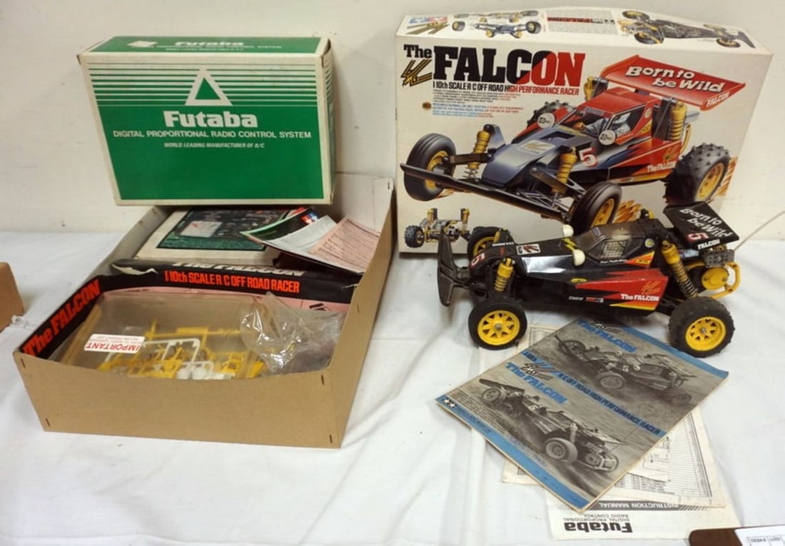 TAMIYA R/C CAR (1 of 3)