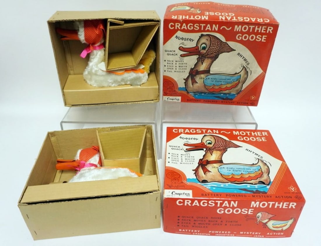 VINTAGE CRAGSTAN MOTHER GOOSE: VINTAGE CRAGSTAN MOTHER GOOSE, BATTERY OPERATED, IN BOX