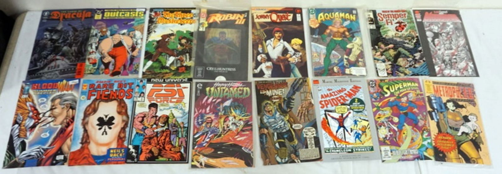 ASSORTED VINTAGE COMIC BOOKS (1 of 5)
