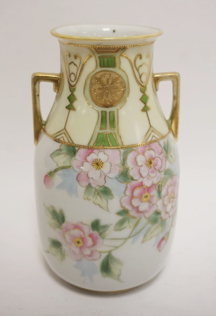 HAND PAINTED NIPPON PORCELAIN VASE: HAND PAINTED NIPPON PORCELAIN VASE W/FLOWERS & GILT TRIM, APPROXIMATELY 7 IN HIGH