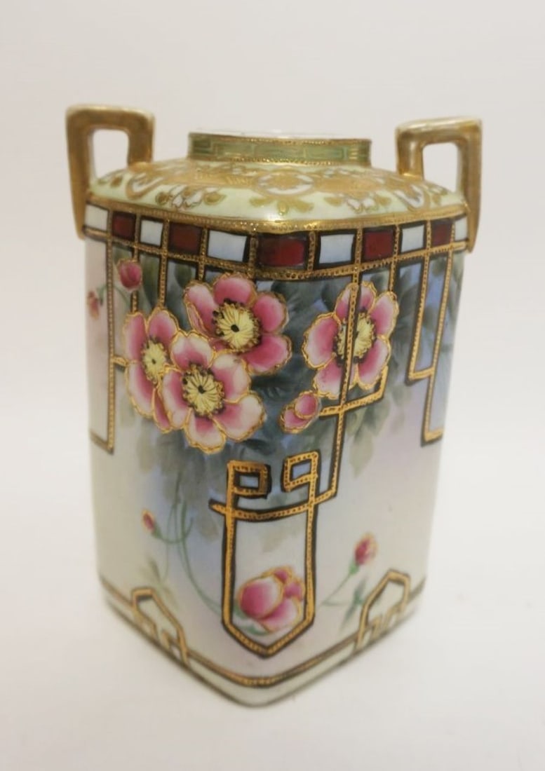 HAND PAINTED NIPPON PORCELAIN VASE: HAND PAINTED NIPPON PORCELAIN VASE, APPROXIMATELY 8 IN HIGH
