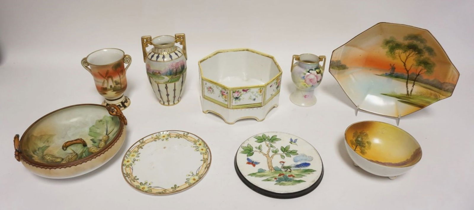 GROUP OF ASSORTED HAND PAINTED NIPPON: GROUP OF ASSORTED HAND PAINTED NIPPON PORCELAIN INCLUDING VASES, BOWL, ETC, LARGEST APPROXIMATELY 7 IN HIGH, ONE W/DAMAGED HANDLE