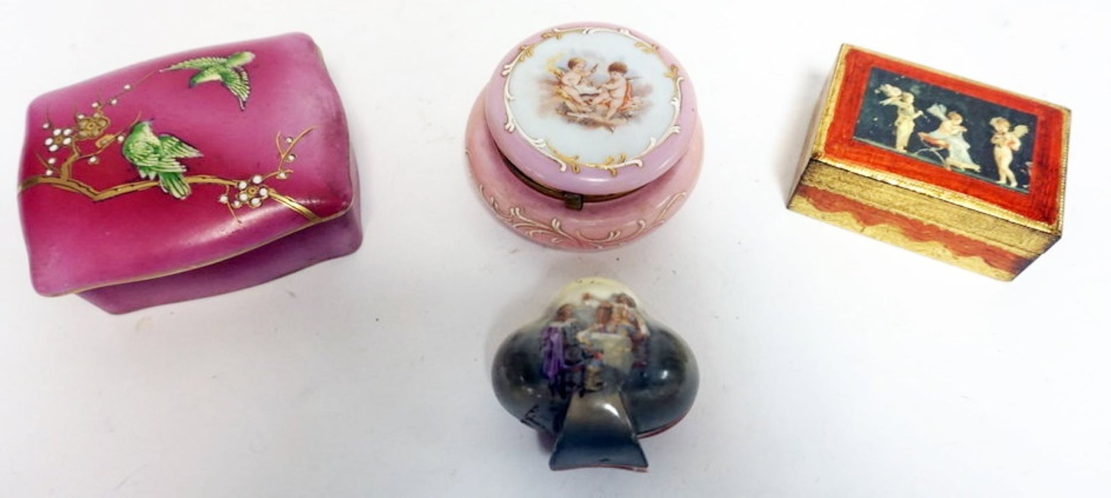 ASSORTED TRINKET BOXES: GROUP OF ASSORTED TRINKET BOXES, PORCELAIN, GLASS AND WOOD, LARGEST APPROXIMATELY 5 1/2 IN X 5 IN X 2 IN H