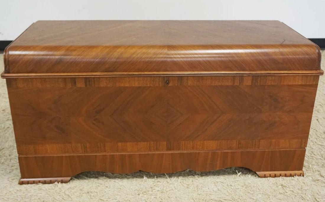 LANE CEDAR CHEST: LANE CEDAR CHEST WITH BOOK MATCHED DIAMOND VENEER FRONT AND INTERIOR TRAY, SOME VENEER LOSS TO TOP LEFT SIDE, APPROXIMATELY 46 IN X 18 IN X 23 IN HIGH