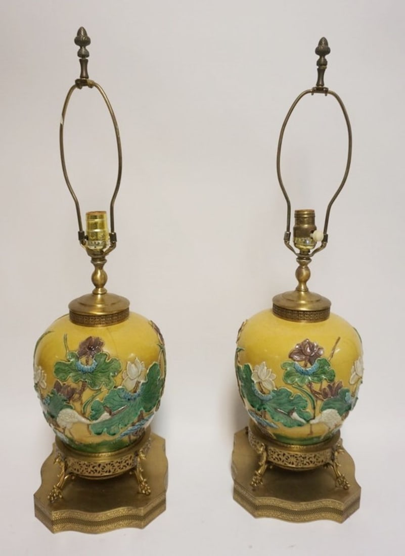 PAIR OF ASIAN POTTERY TABLE LAMPS (1 of 5)