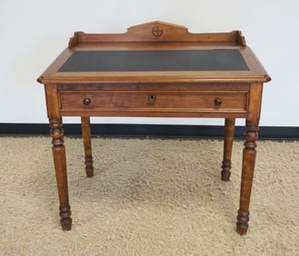 VICTORIAN SLANT FRONT WALNUT WRITING TABLE