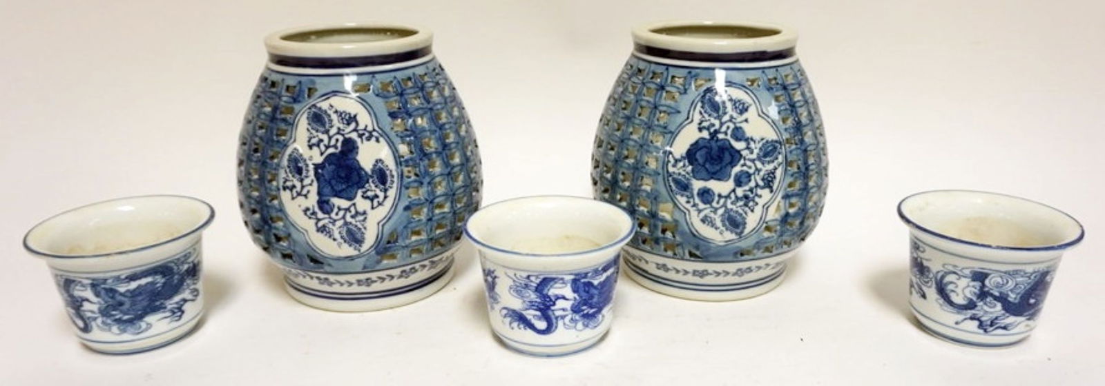 ASSORTED CONTEMPORARY ASIAN ITEMS (1 of 2)