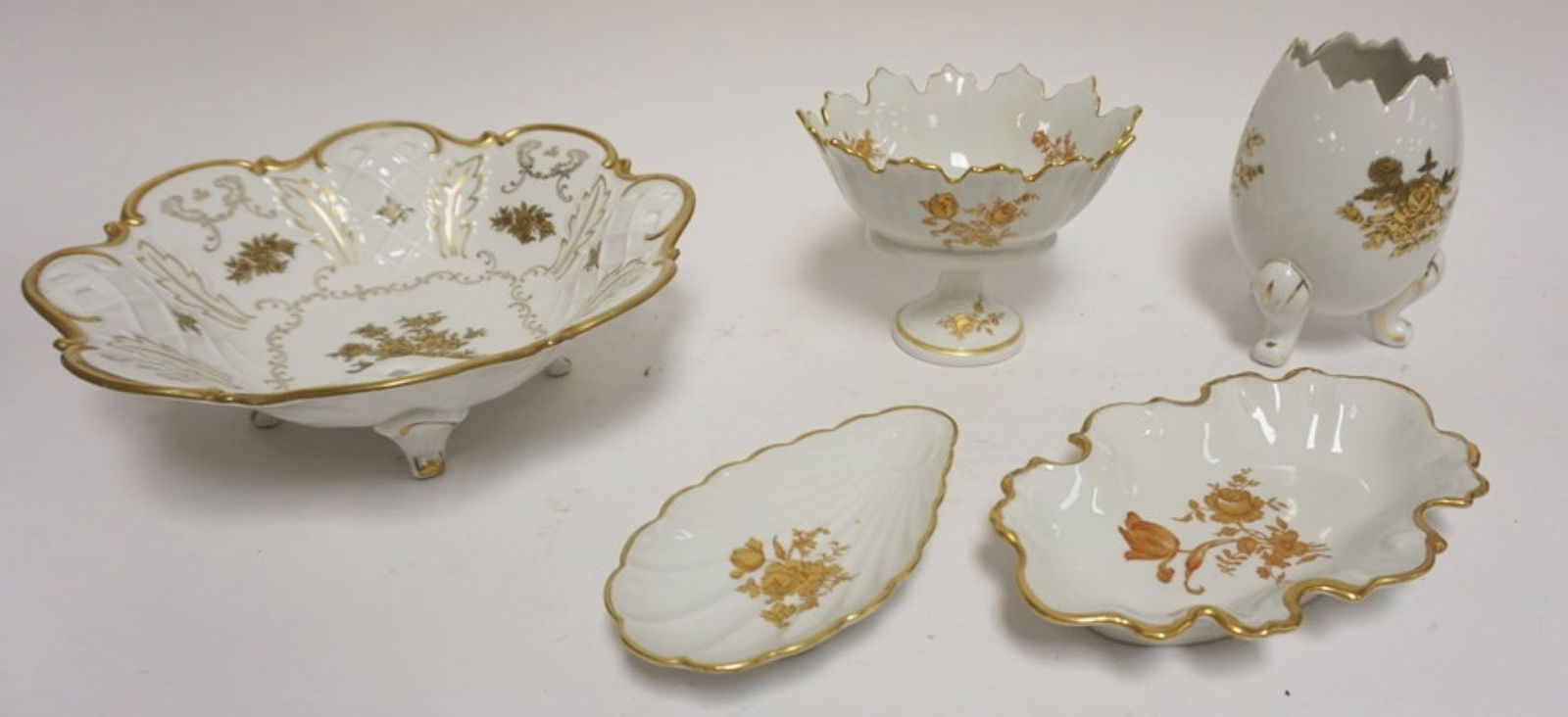 ASSORTED GILT DECORATED PORCELAIN AND CHINA (1 of 5)