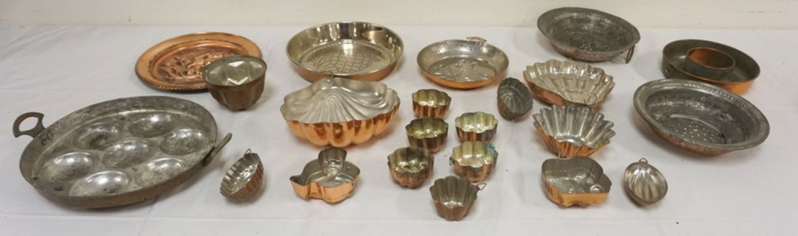ASSORTED COPPER FOOD MOLDS (1 of 3)