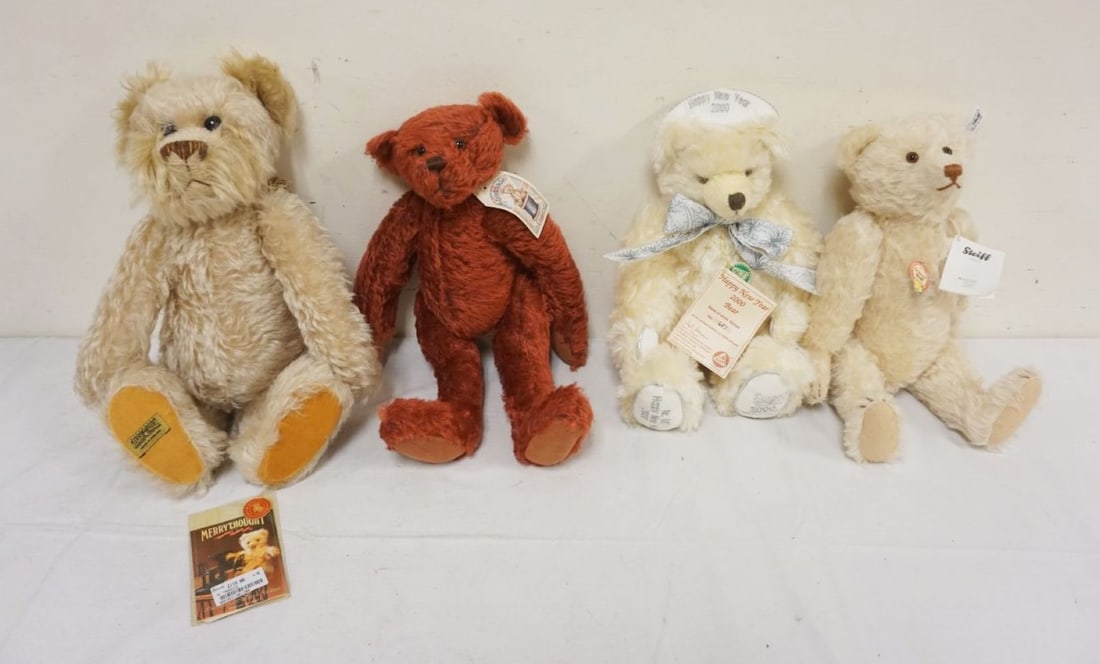GROUP OF ASSORTED VINTAGE STUFFED ANIMALS (1 of 3)