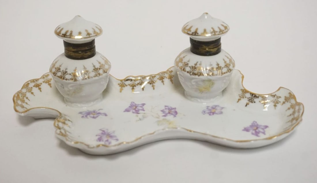 CARLSBAD AUSTRIA PORCELAIN DOUBLE INKWELL (1 of 5)