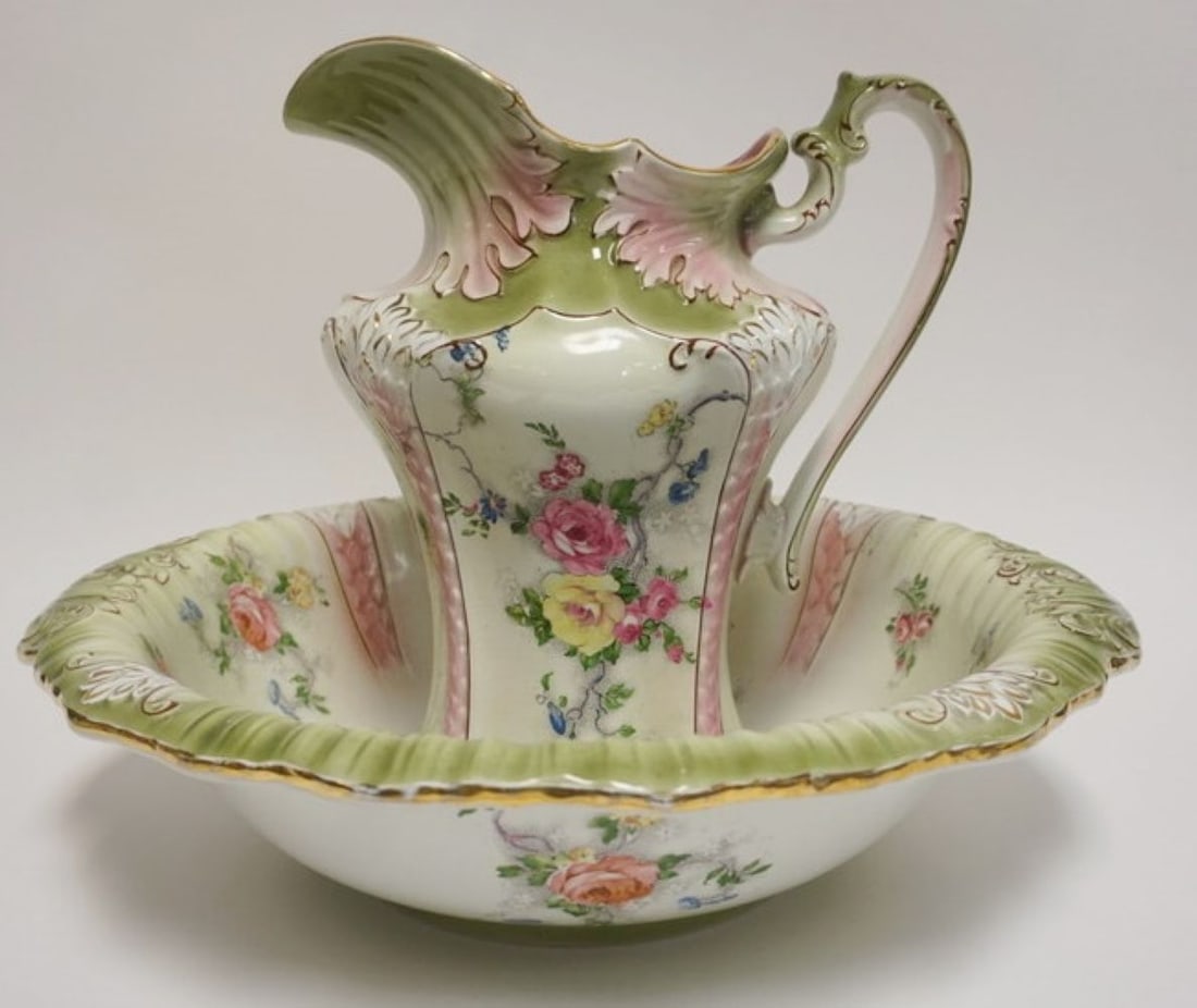 ROYAL HAMPTON WATERBOWL & PITCHER: ROYAL HAMPTON WATERBOWL & PITCHER