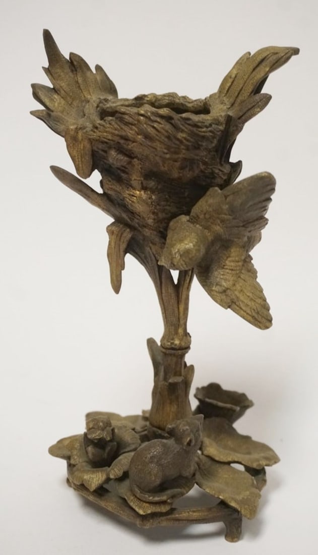 BRONZE SCULPTURE: BRONZE SCULPTURE, BIRDS NEST WITH BIRD AND MOUSE ON LEAF BASE LOOKING UP, APPROXIMATELY 9 IN H