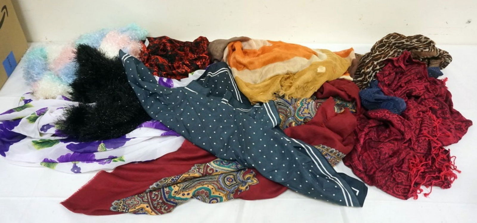 ASSORTMENT OF LADIES DESIGNER SILK SCARVES (1 of 4)