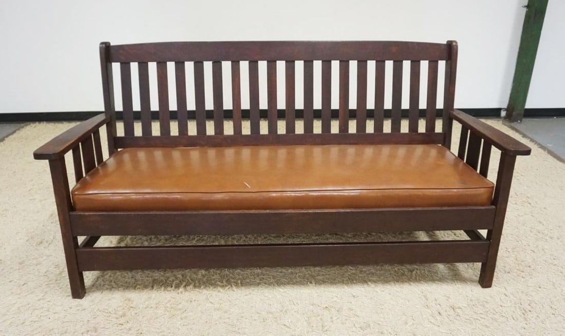 MISSION OAK STYLE SETTE (1 of 3)