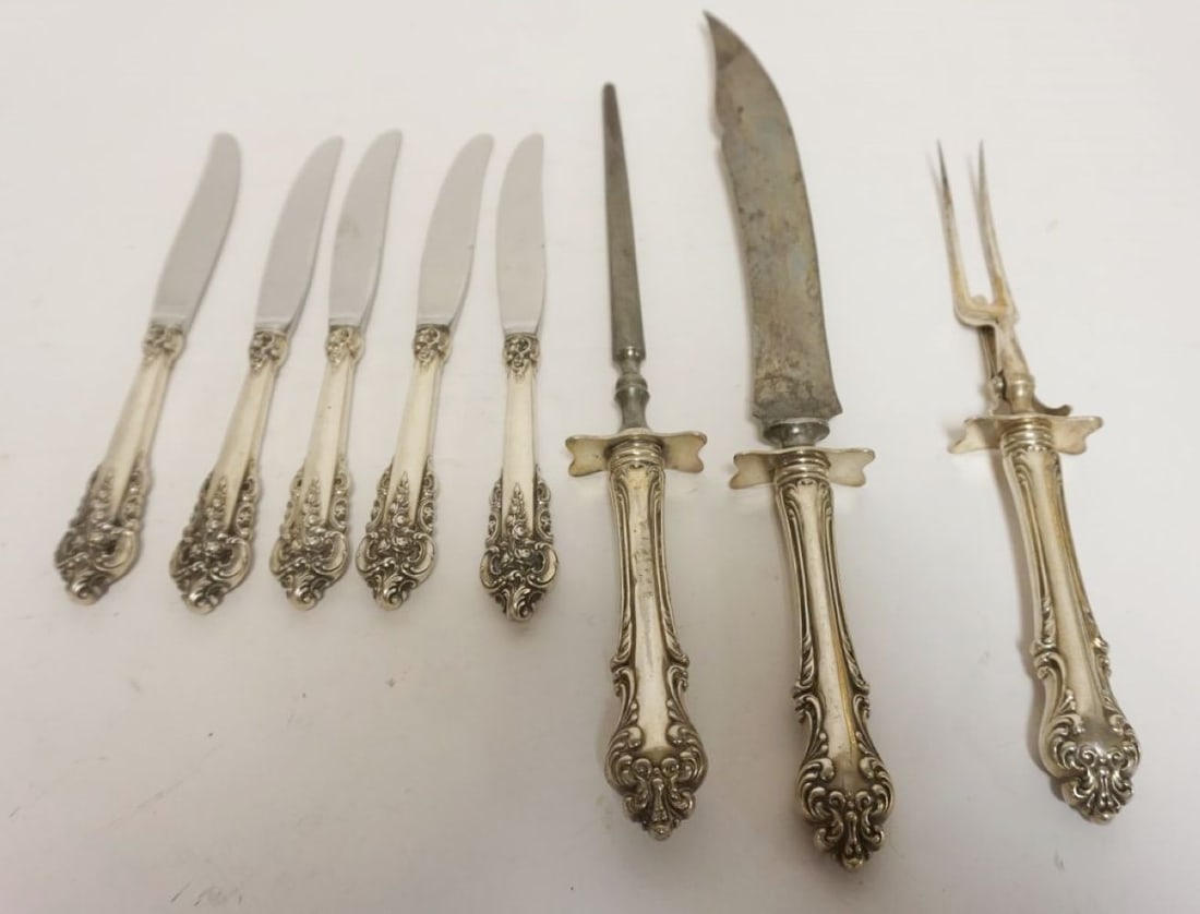 GROUP OF STERLING HANDLED CUTLERY (1 of 2)