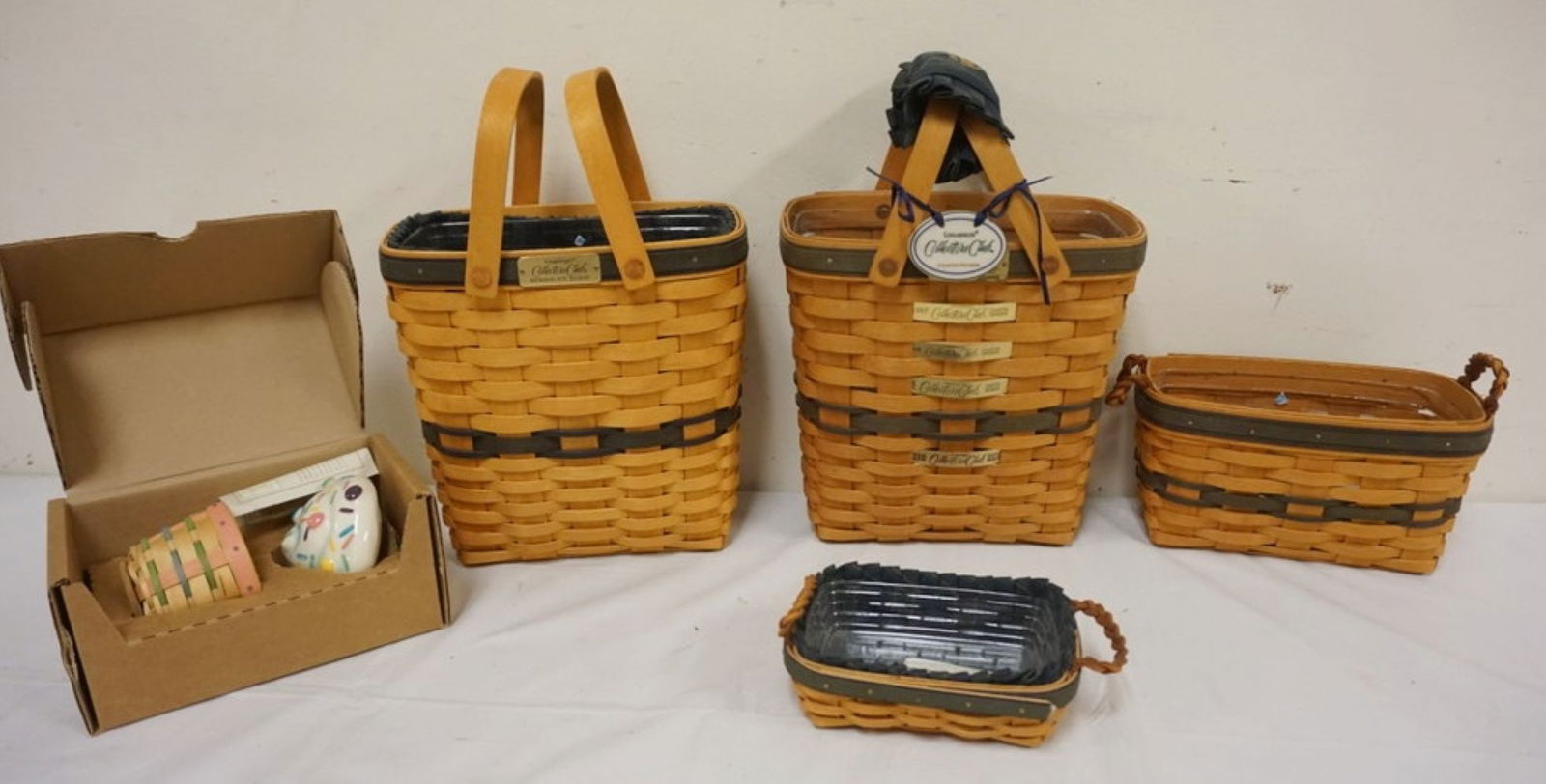 ASSORTED LONGABERGER BASKETS (1 of 6)