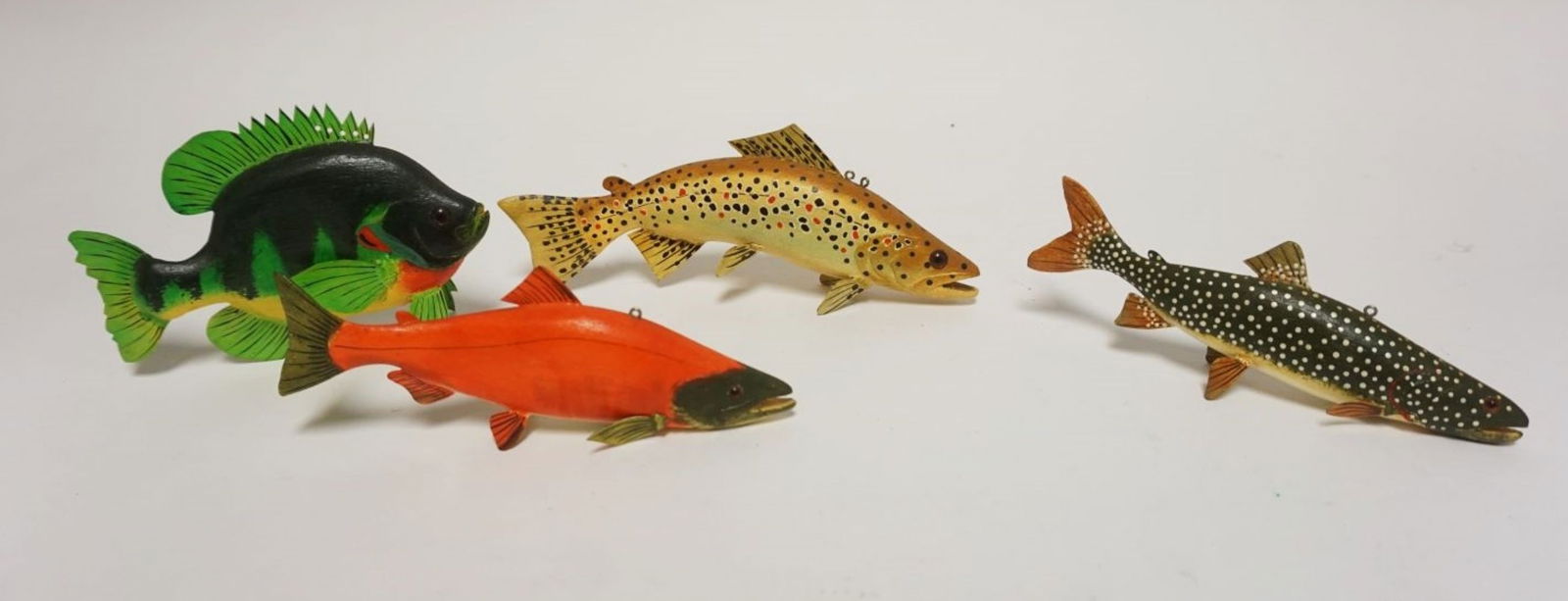 4 HAND PAINTED WOOD FISH (1 of 4)