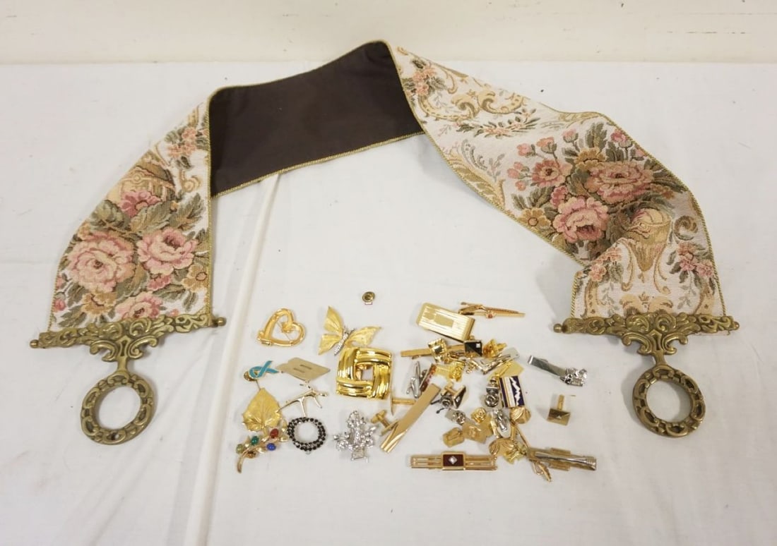 GROUP OF ASSORTED JEWELRY & BUTLER PULL: GROUP OF ASSORTED JEWELRY & BUTLER PULL