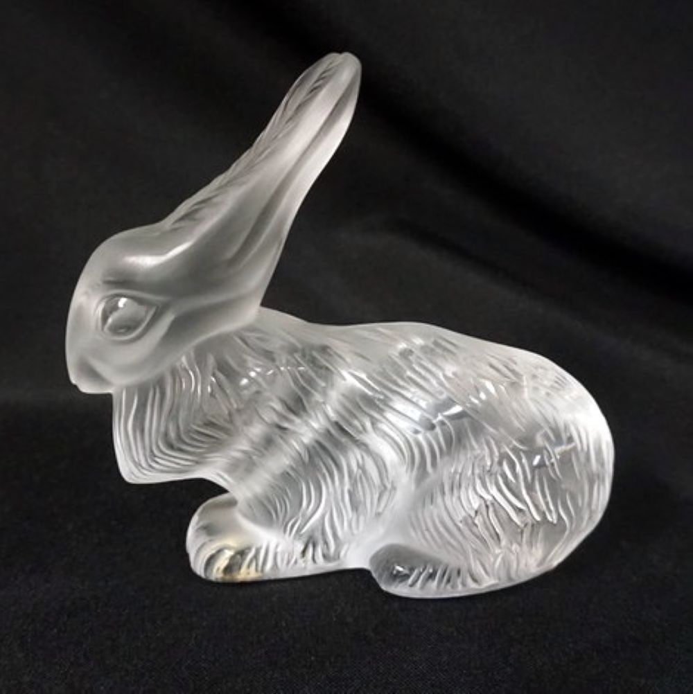 LALIQUE CRYSTAL FIGURE (1 of 3)