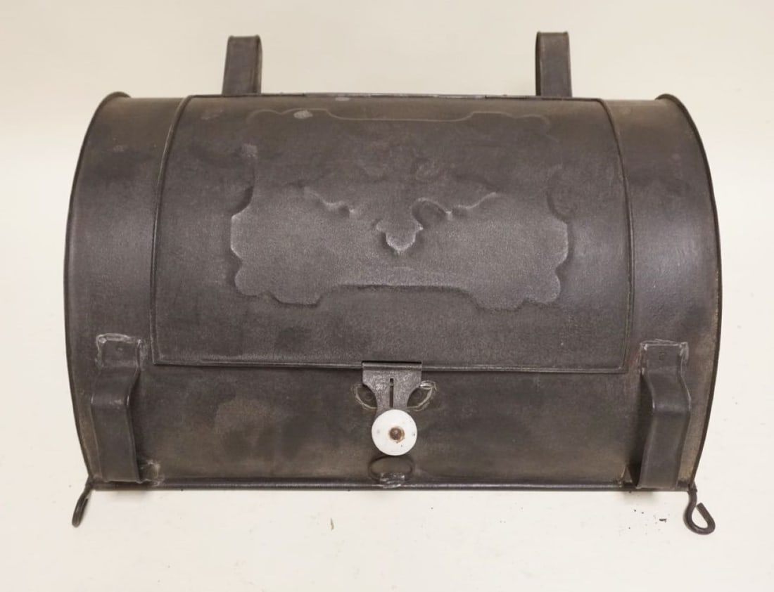 COUNTRY PRIMITIVE TIN HINGED LID ROASTER (1 of 3)