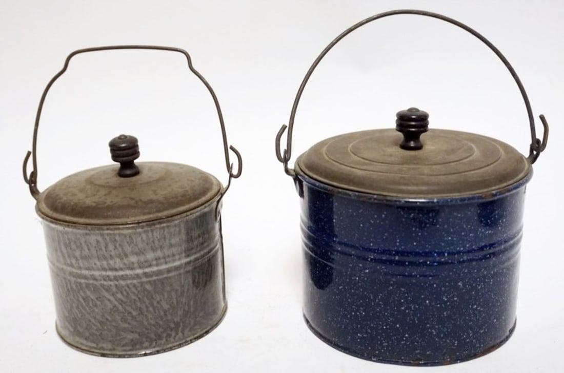 2 MINIATURE BLUE & GRAY AGATE COVERED PAILS (1 of 4)