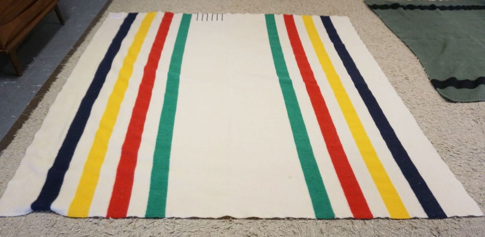 HUDSON BAY BLANKET (1 of 4)
