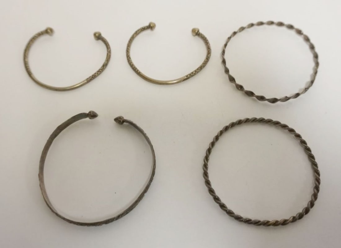 STERLING SILVER BRACELETS: 5 STERLING SILVER BRACELETS, 1.86 TOZ